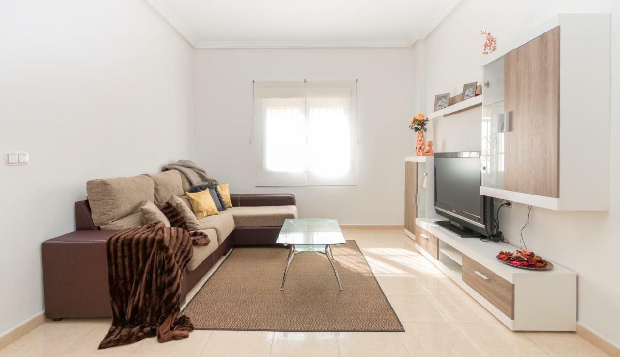Residential Jardin Del Pintor - La Casa Amarilla Appartement Jacarilla Buitenkant foto